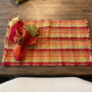 Pier 1 placemats, napkins, napkin rings